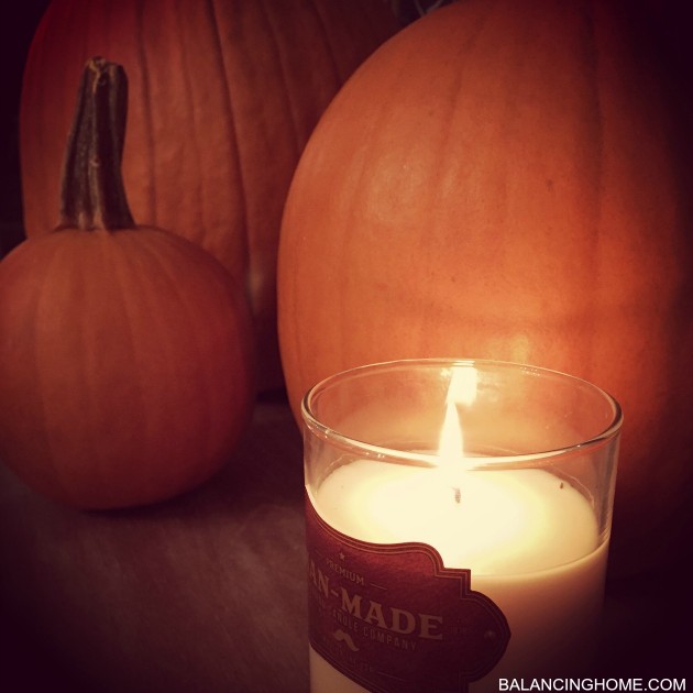 PUMPKINS-LEATHER-TOBACCO-CANDLE-FALL