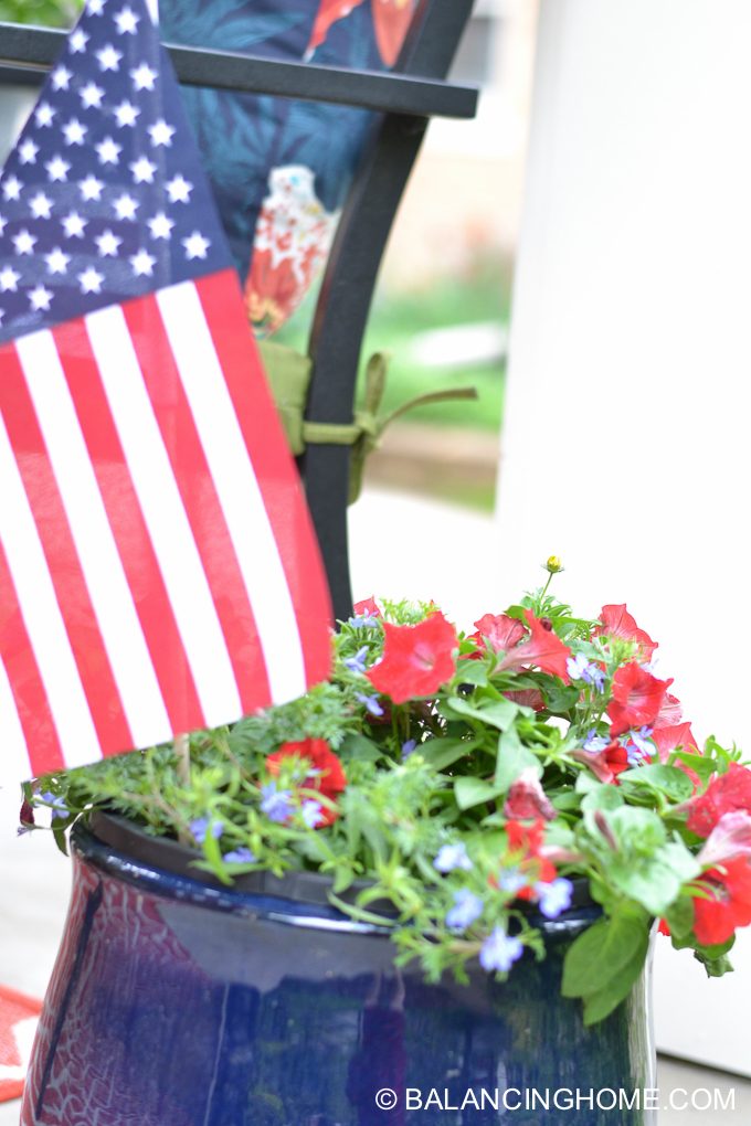 patriotic-porch-memorial-day-5