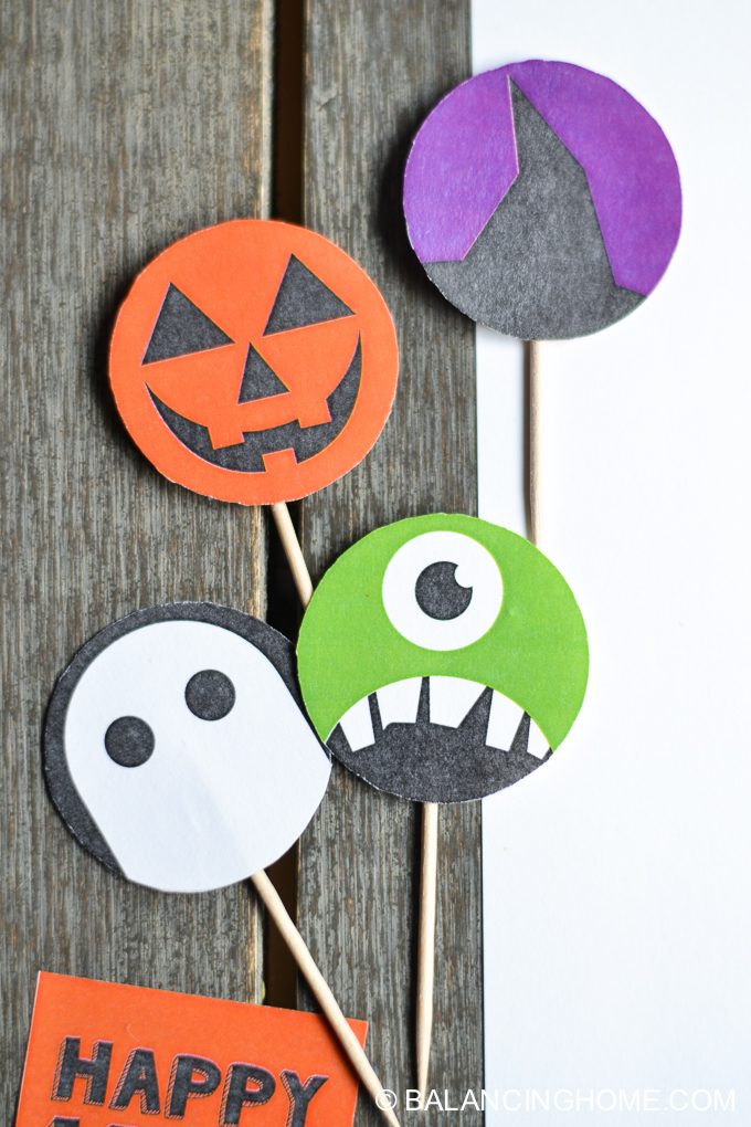 halloween-printable-party-bunting-cupcake-topper-sign-bookmark-13