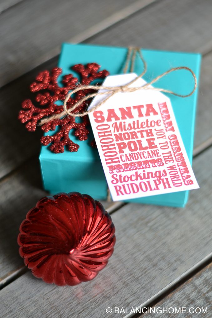 printable-christmas-gift-tag-bag-toppers-1